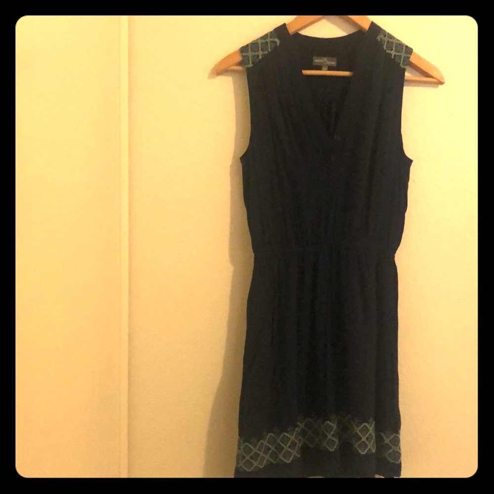 Market & Spruce Navy dress with embroidery details